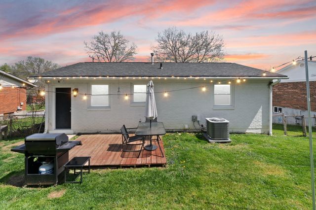 60 Hiawatha Trail, Winchester, KY 40391