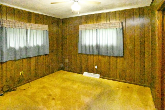 84 W 850 N, Valparaiso, IN 46385