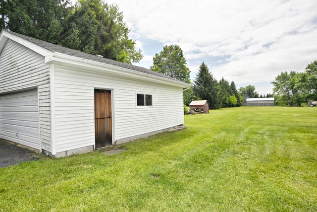 84 W 850 N, Valparaiso, IN 46385