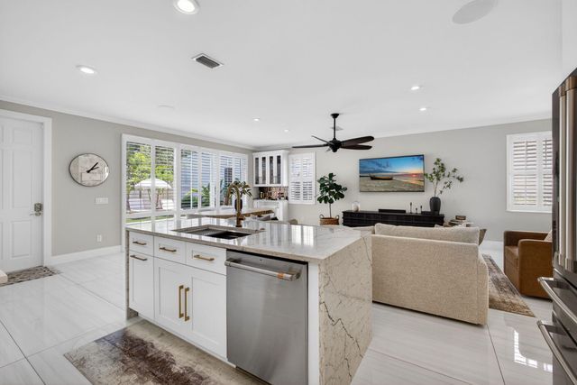 111 Honeysuckle Drive, Jupiter, FL 33458