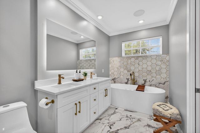 111 Honeysuckle Drive, Jupiter, FL 33458