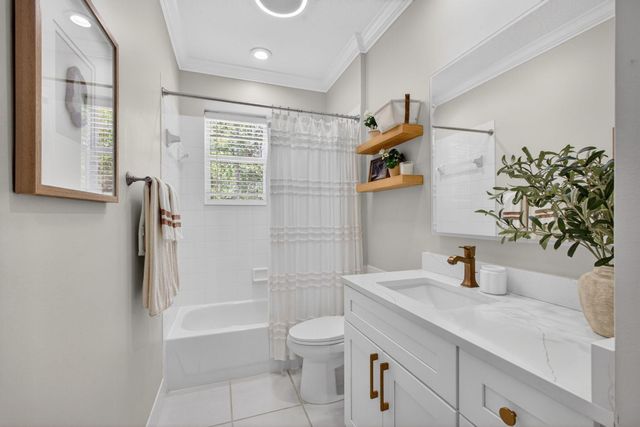 111 Honeysuckle Drive, Jupiter, FL 33458