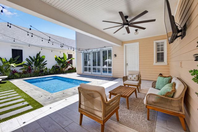 111 Honeysuckle Drive, Jupiter, FL 33458