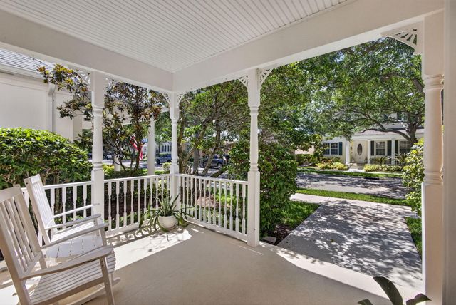 111 Honeysuckle Drive, Jupiter, FL 33458