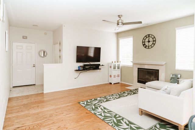 18638 Caminito Cantilena 272, San Diego, CA 92128