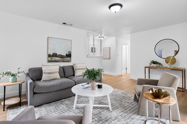 10758 Oakton Way, Rancho Cordova, CA 95670