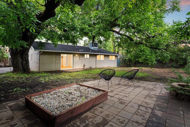 10758 Oakton Way, Rancho Cordova, CA 95670