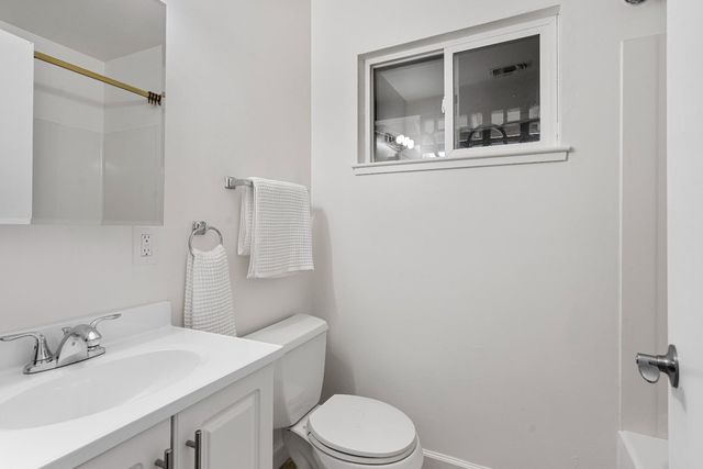 10758 Oakton Way, Rancho Cordova, CA 95670