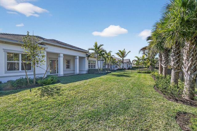 10803 Stellar Circle, Palm Beach Gardens, FL 33412