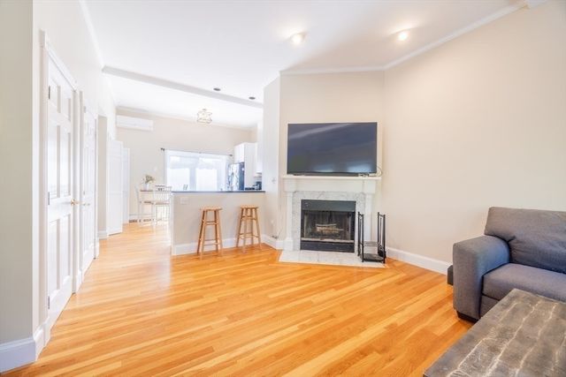 90 Washington St B, Boston, MA 02129