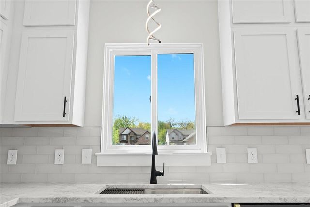 36135 Parkdale Street 5, Livonia City, MI 48150