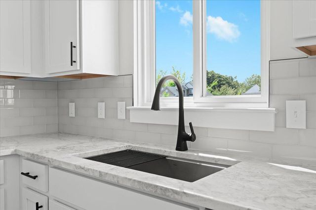 36135 Parkdale Street 5, Livonia City, MI 48150