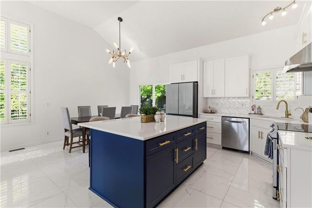 14322 Reeder Street, Overland Park, KS 66221