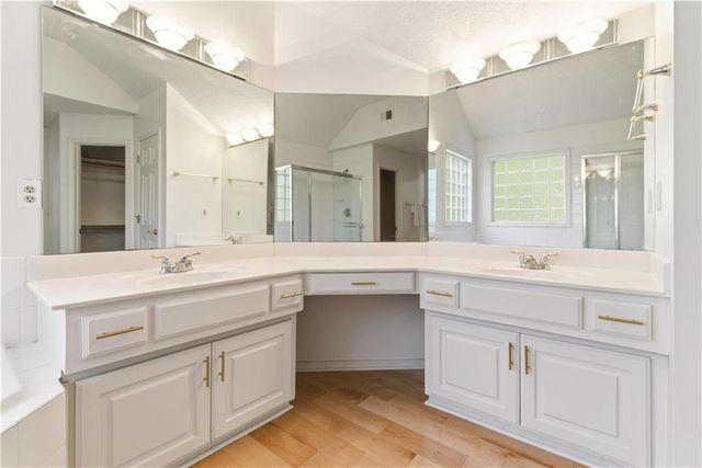 14322 Reeder Street, Overland Park, KS 66221