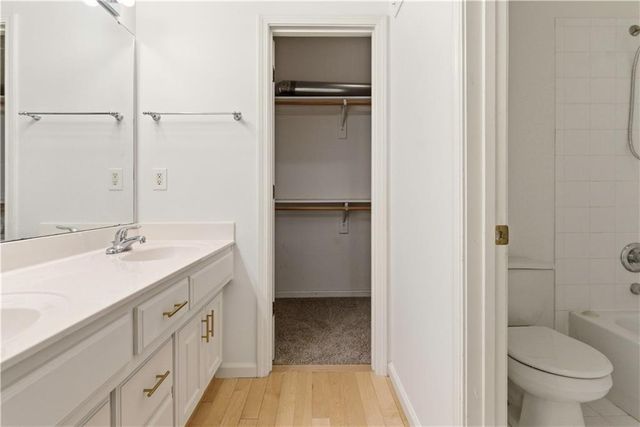 14322 Reeder Street, Overland Park, KS 66221