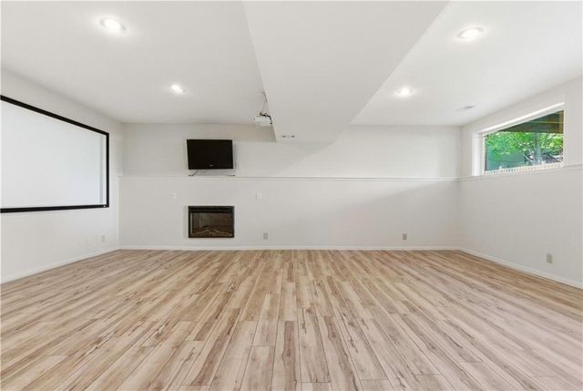 14322 Reeder Street, Overland Park, KS 66221