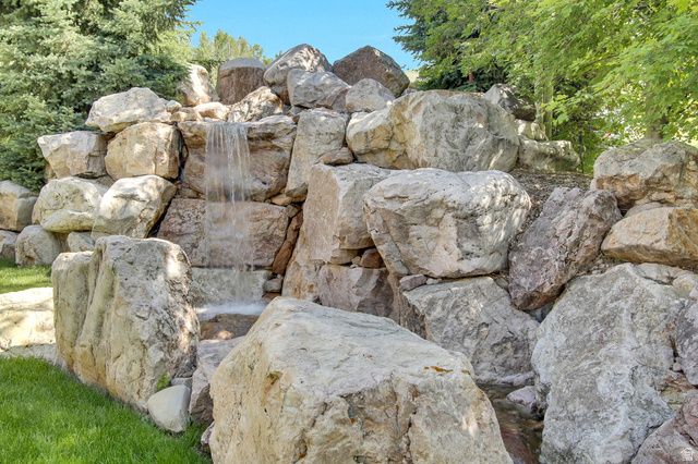 5393 E 3850 N, Eden, UT 84310