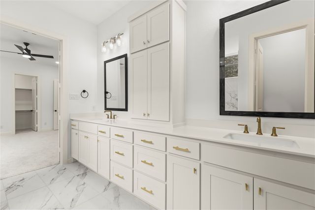 15668 Gladeside Avenue, Frisco, TX 75033