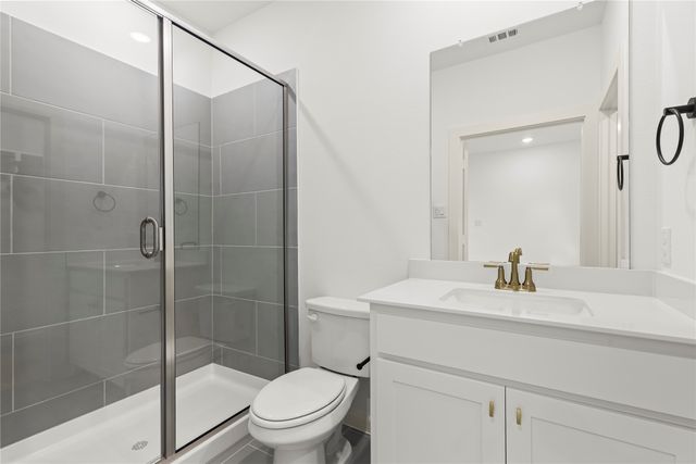 15668 Gladeside Avenue, Frisco, TX 75033