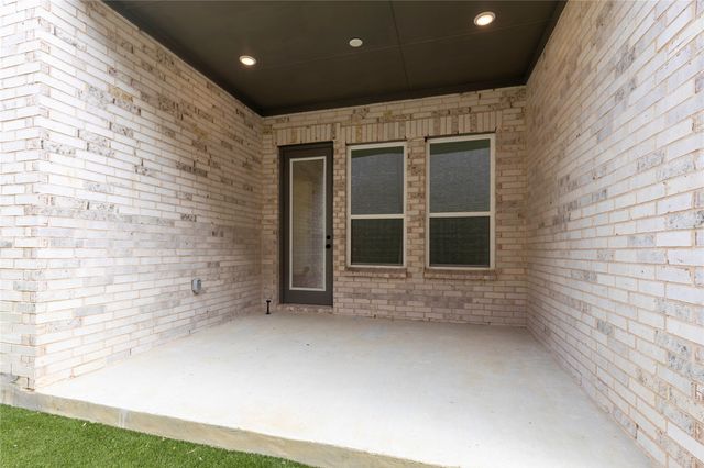 15668 Gladeside Avenue, Frisco, TX 75033