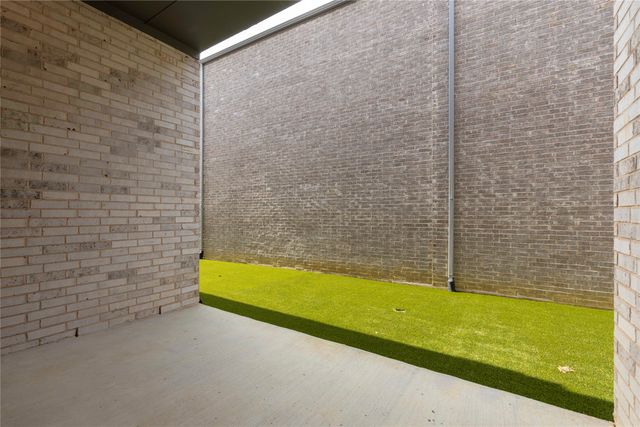 15668 Gladeside Avenue, Frisco, TX 75033