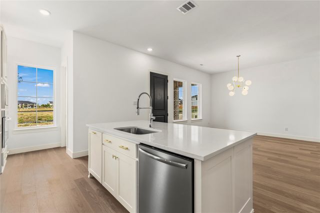 15668 Gladeside Avenue, Frisco, TX 75033