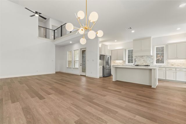 15668 Gladeside Avenue, Frisco, TX 75033