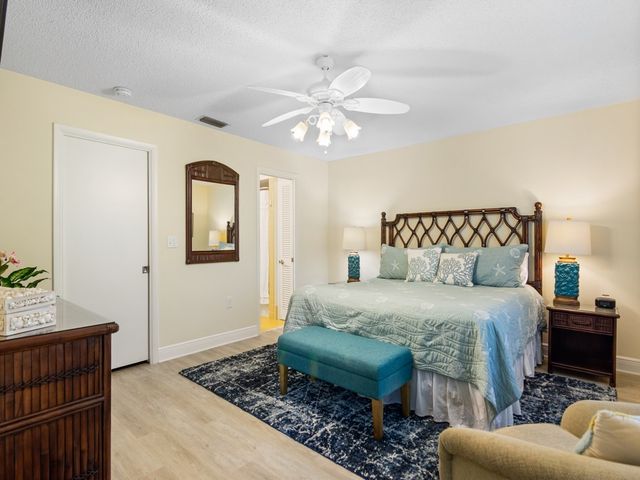 800 Coquina Lane 205, Vero Beach, FL 32963