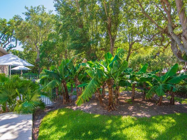 800 Coquina Lane 205, Vero Beach, FL 32963