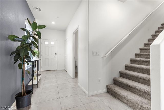 9054 Tangerine Tree Court, Las Vegas, NV 89113