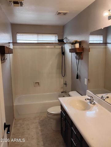 6238 S COTTONFIELDS Lane, Laveen, AZ 85339
