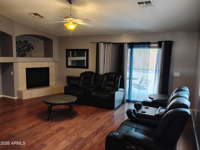 6238 S COTTONFIELDS Lane, Laveen, AZ 85339