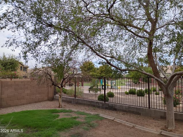 6238 S COTTONFIELDS Lane, Laveen, AZ 85339