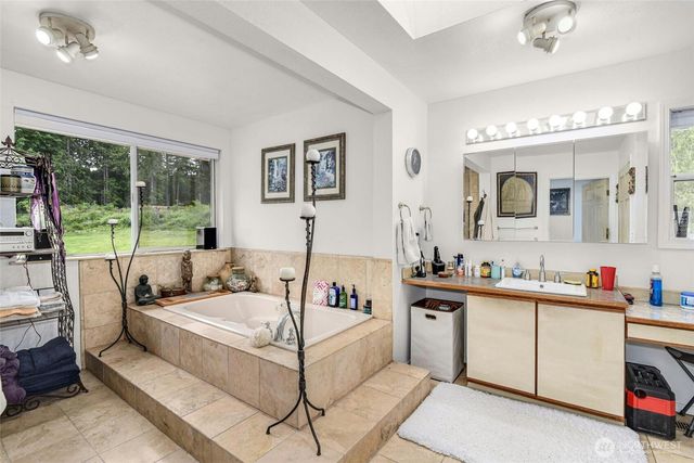 3188 Hinkley Road SE, Port Orchard, WA 98366