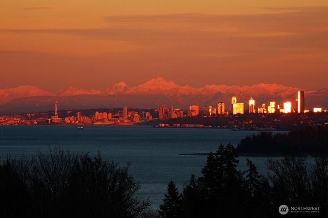 3188 Hinkley Road SE, Port Orchard, WA 98366