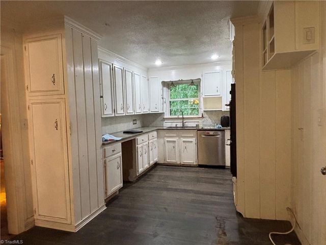 6307 Arden Circle, Clemmons, NC 27012