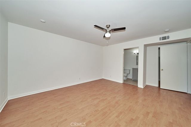 433 S Manhattan 213, Los Angeles, CA 90020