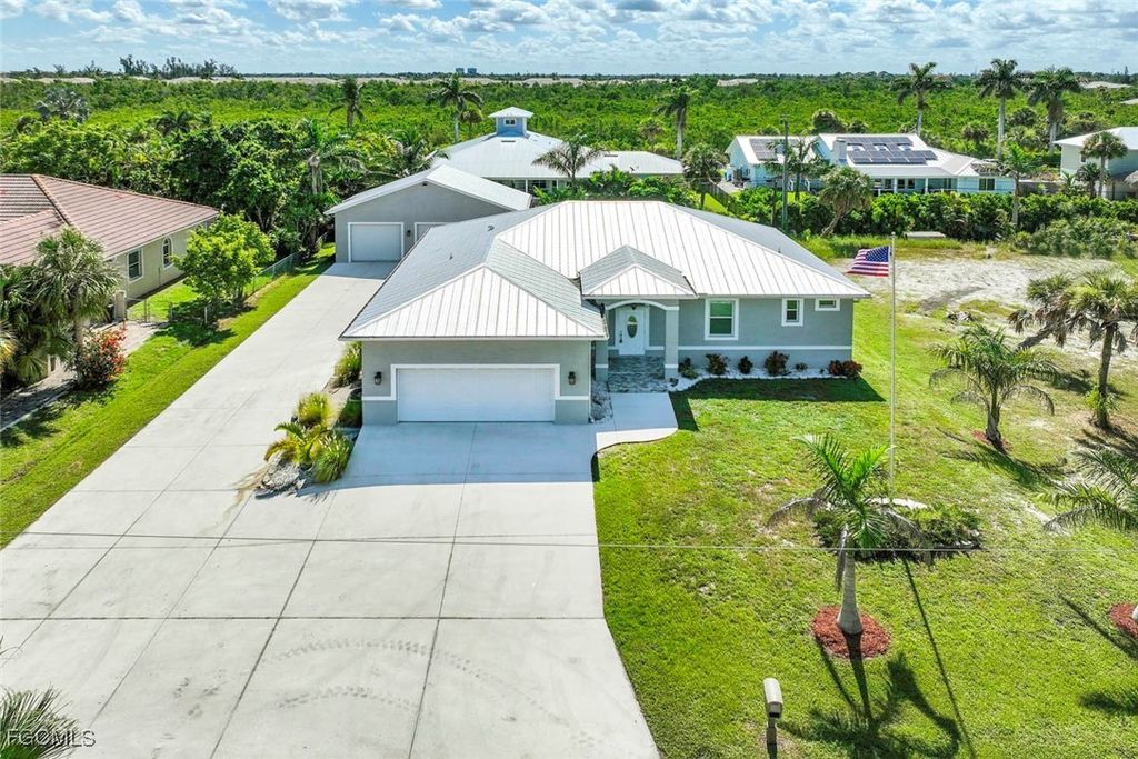 14725 Martin DR, Fort Myers, FL 33908