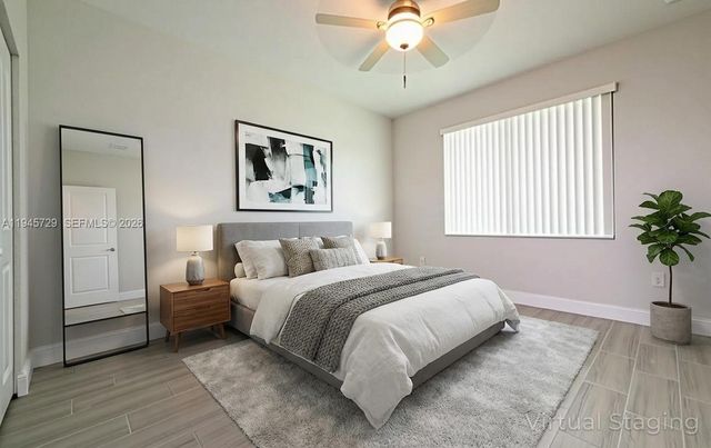 4024 SW 52nd St, Dania Beach, FL 33314