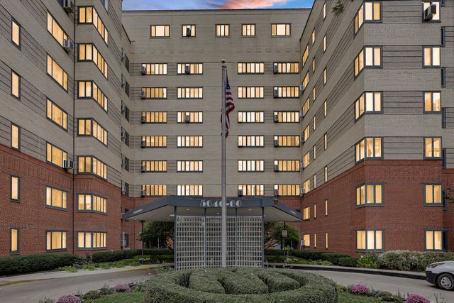 5052 N Marine Drive C6, Chicago, IL 60640