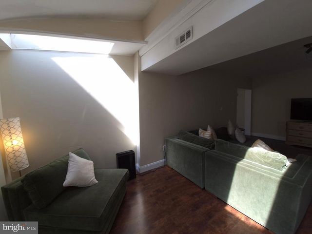 916 SPRUCE ST, Collingdale, PA 19023