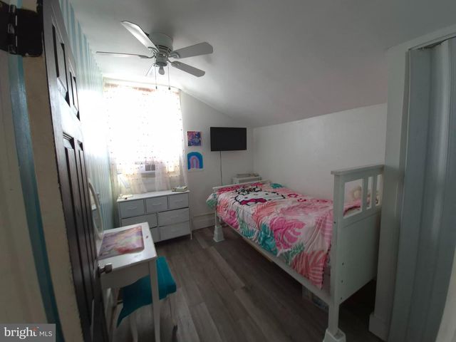 916 SPRUCE ST, Collingdale, PA 19023