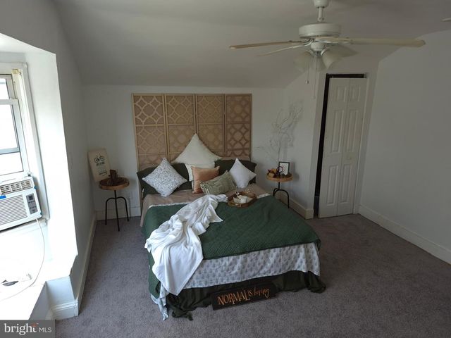 916 SPRUCE ST, Collingdale, PA 19023