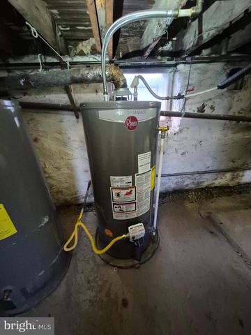 916 SPRUCE ST, Collingdale, PA 19023