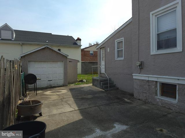 916 SPRUCE ST, Collingdale, PA 19023