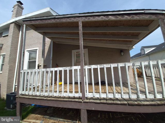 916 SPRUCE ST, Collingdale, PA 19023