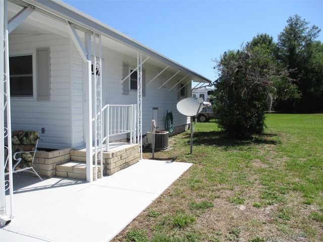 3734 CASTLE DRIVE, Zephyrhills, FL 33540