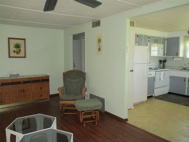 3734 CASTLE DRIVE, Zephyrhills, FL 33540