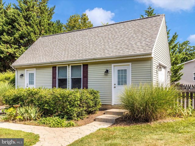 7996 PLEASANT CT, Frederick, MD 21701