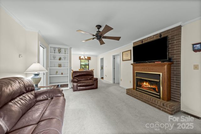 10520 Misty Ridge Lane, Charlotte, NC 28277